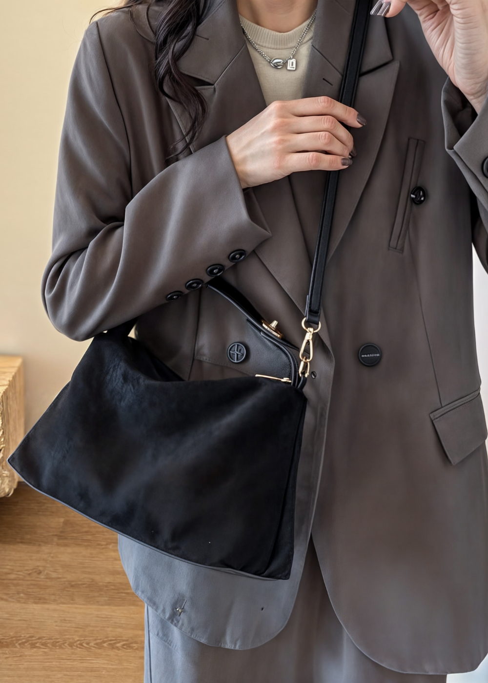 Luna Faux Suede Bag MM