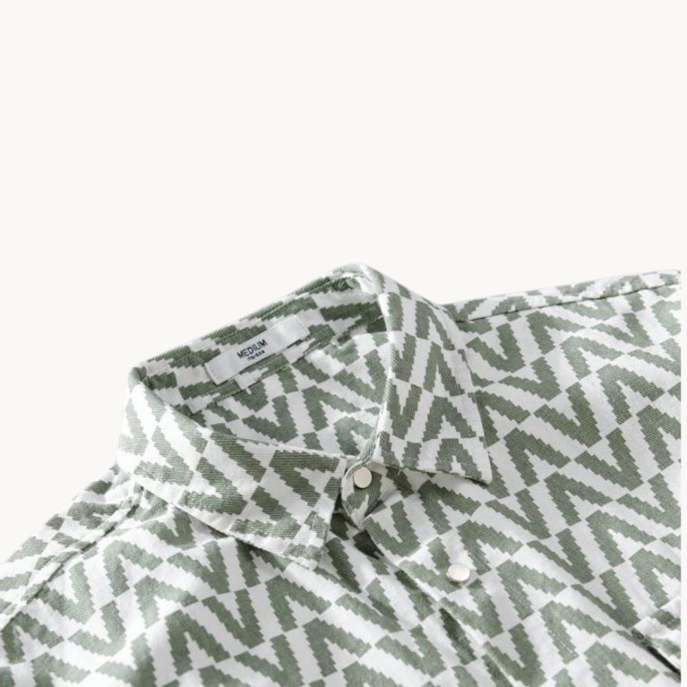 GeoPatch | Lightweight Men's Shirt with a Geometric Pattern