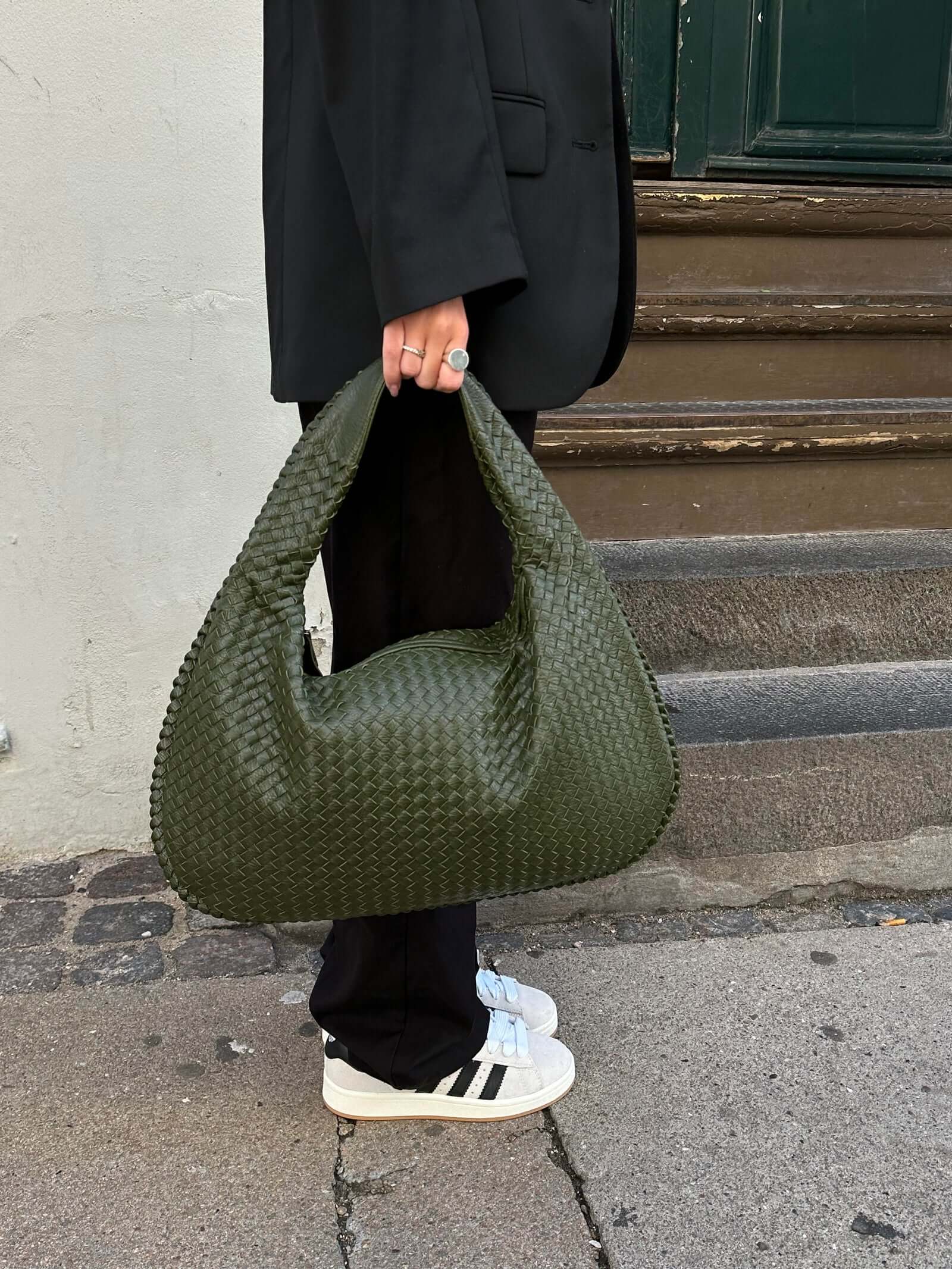 Arielle Woven Shoulder Bag XL