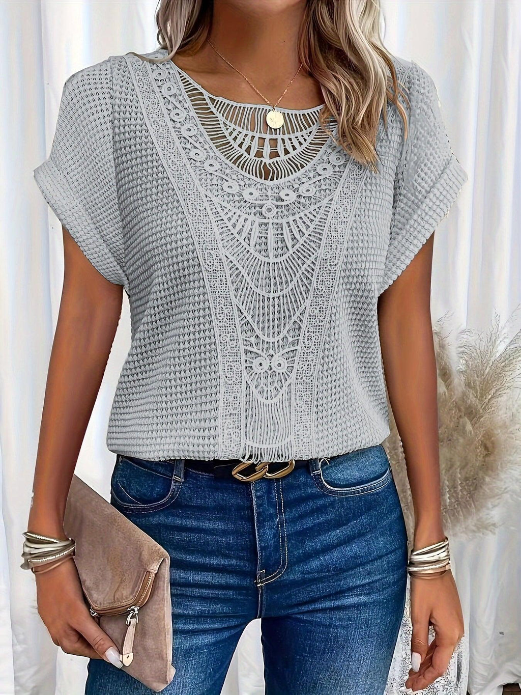 Lexi - Lace-Detail Blouse