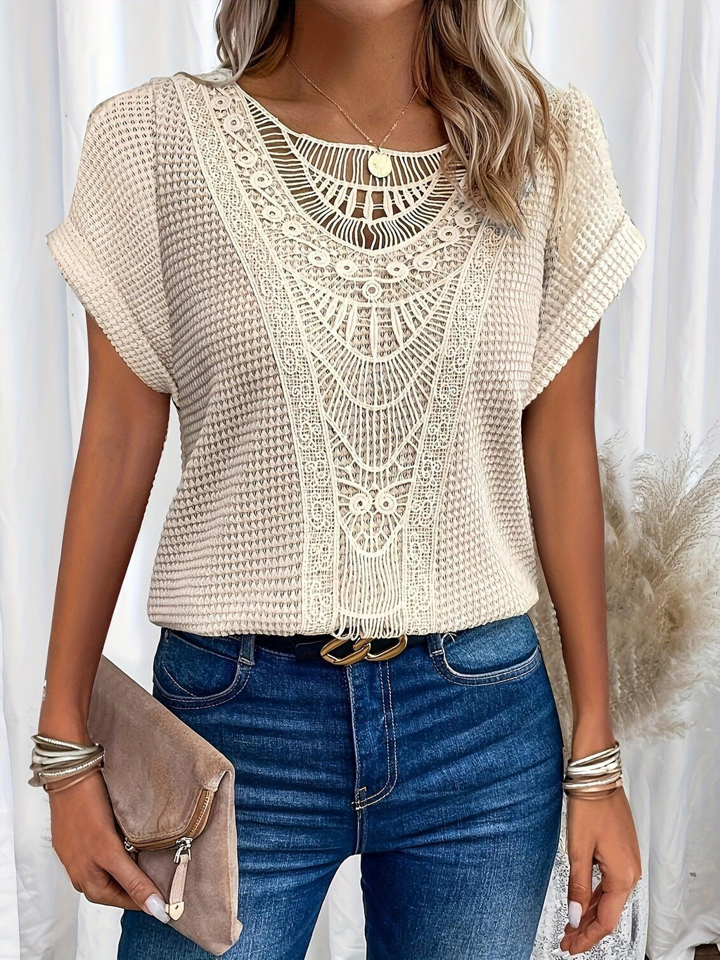 Lexi - Lace-Detail Blouse